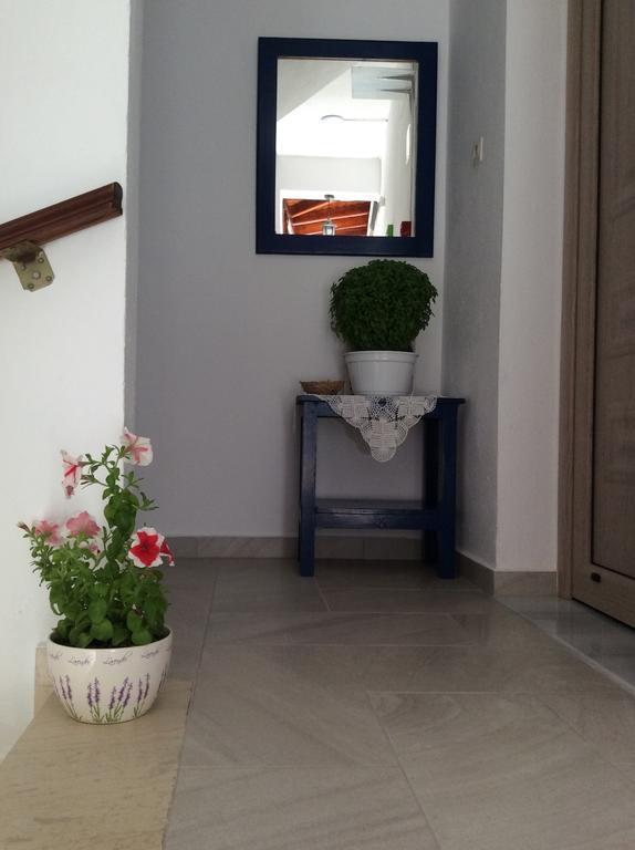 Studios Nopi-Zoi Skiathos Town Exterior foto